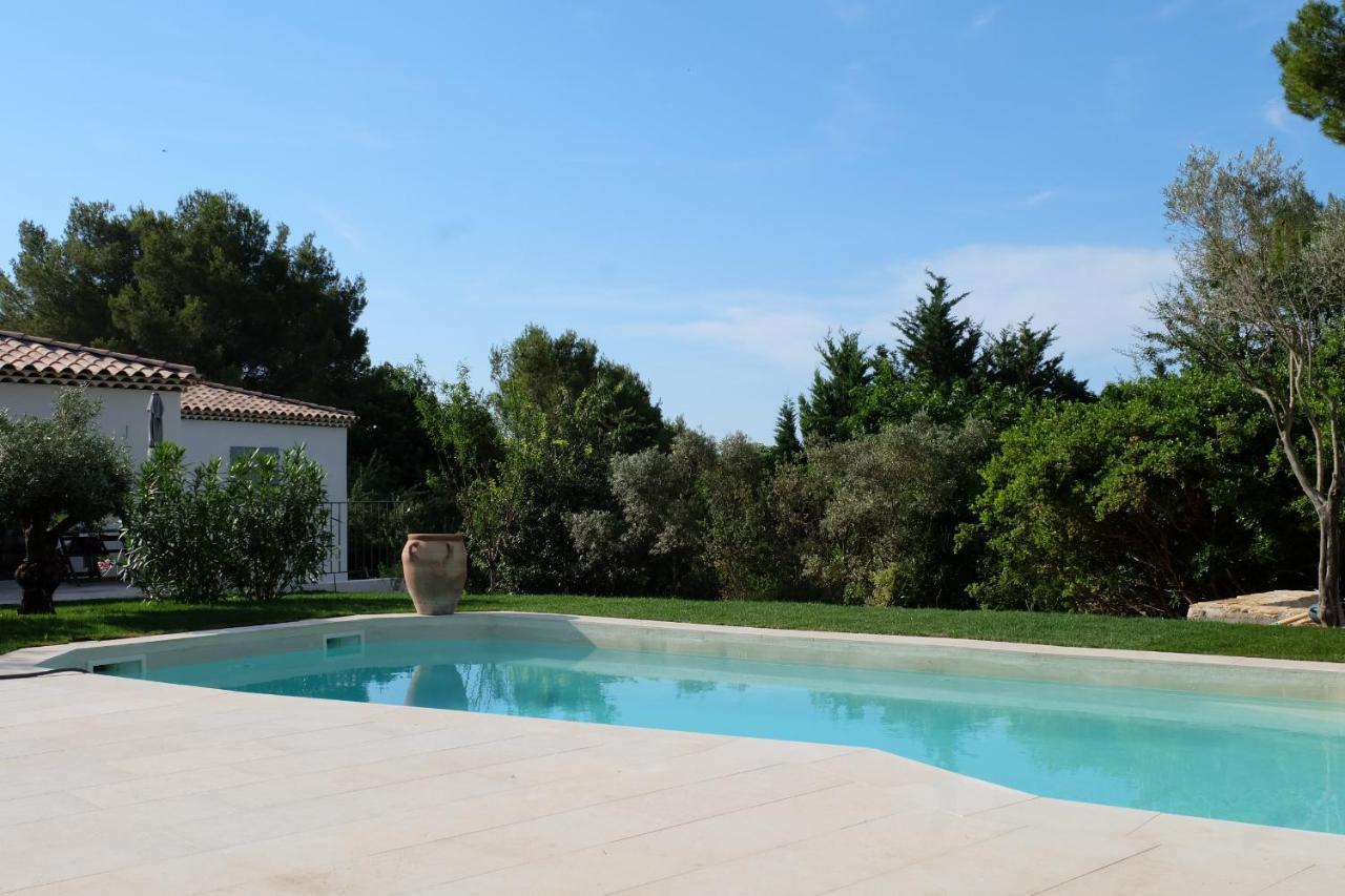 La Bastide D'Alix Bed & Breakfast Eguilles Exterior photo
