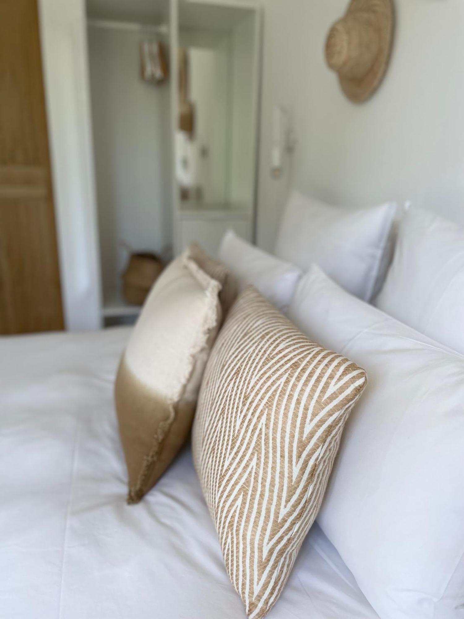 La Bastide D'Alix Bed & Breakfast Eguilles Exterior photo